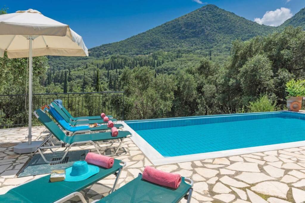 Villa Eleonas Strongyli  Exterior foto